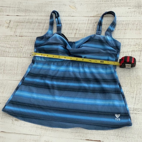 TYR Twisted Tankini Swim Top - Picture 3 of 6